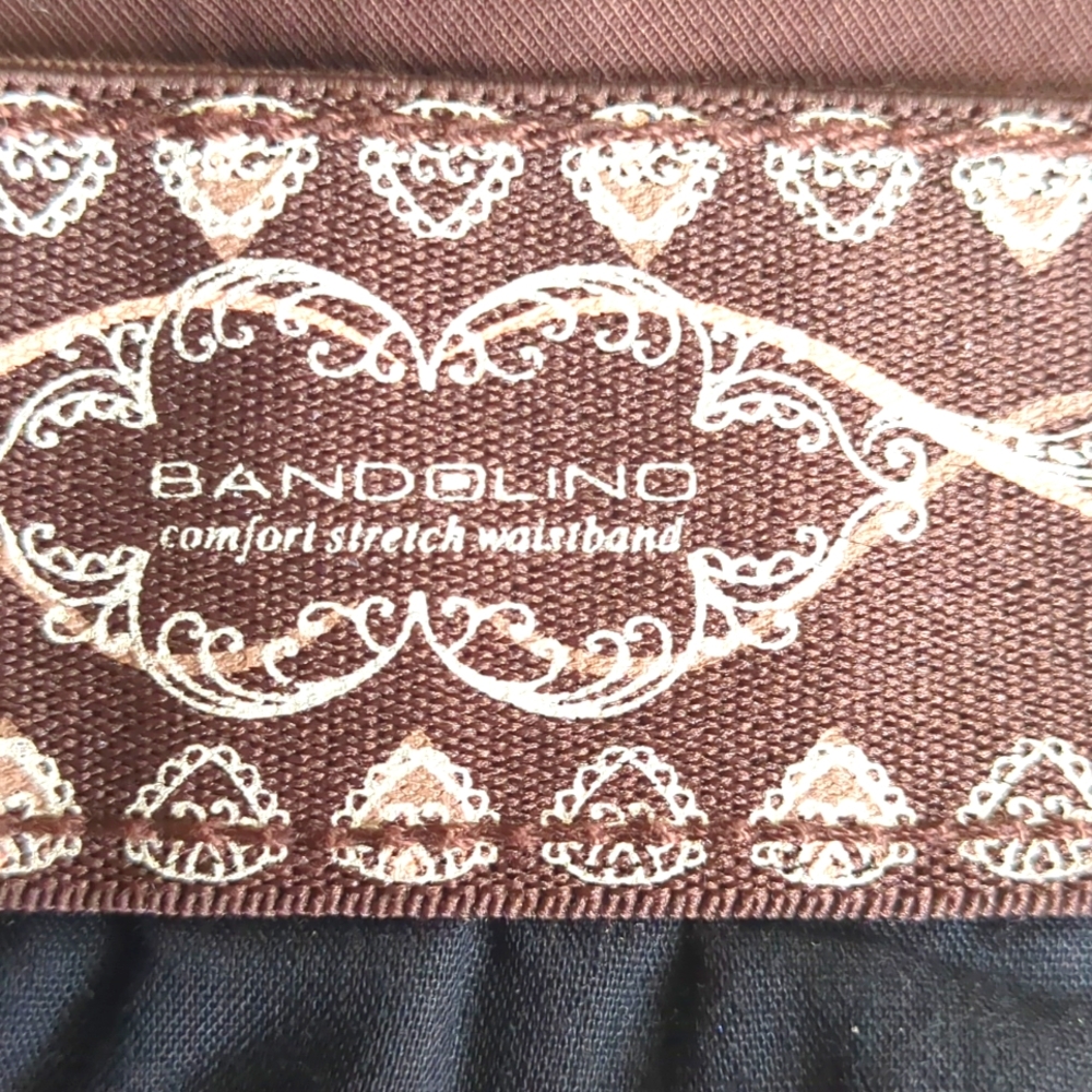 Bandolino Capris Pants Sz 6, Maureen Style Brown Cuffs Comfort Stretch EUC - Picture 12 of 12
